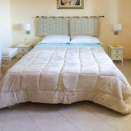 Dolce Casa N41 3* סבוקה